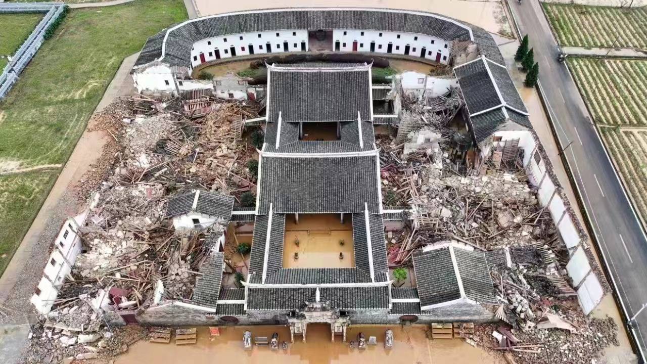 “客家第一宗祠”福建上杭官田李氏大宗祠暴雨后大面积坍塌  第1张