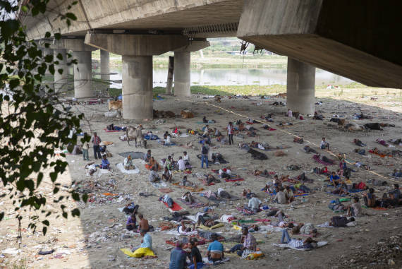 中国新闻网:澳门最准一肖一码100-印度多地持续高温 中暑死亡人数或被低估                