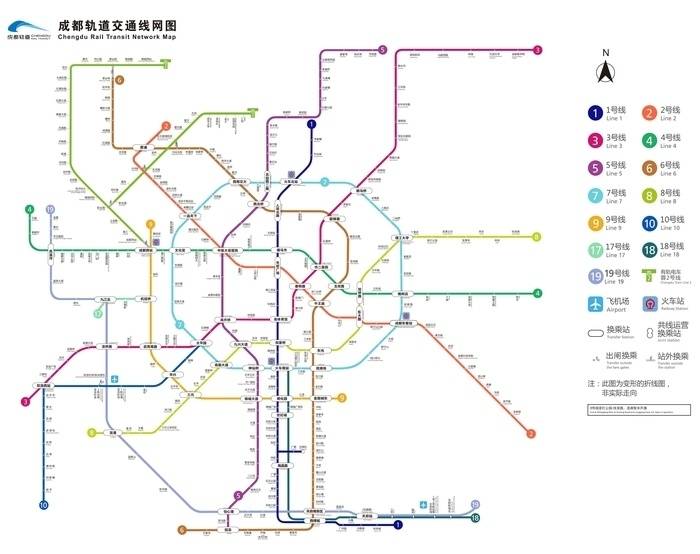 成都在建地铁路面坍塌，轨道交通方面和自来水公司对事故原因各执一词                